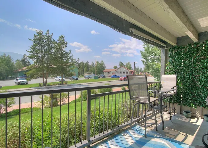 Mountain Luxury On Lake Dillon, Close To All The Best Ski Resorts In Colorado!