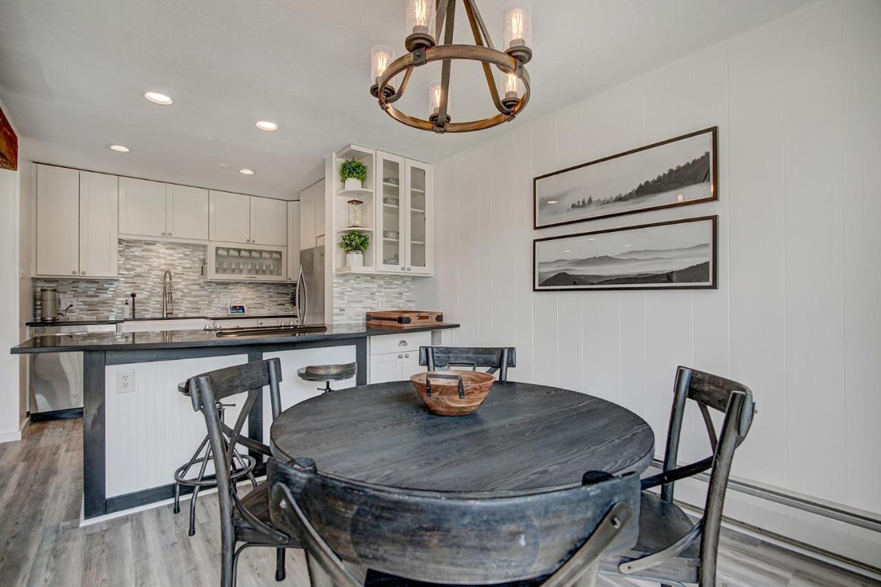 Mountain Luxury On Dillon, Close To The In Colorado! Holiday home